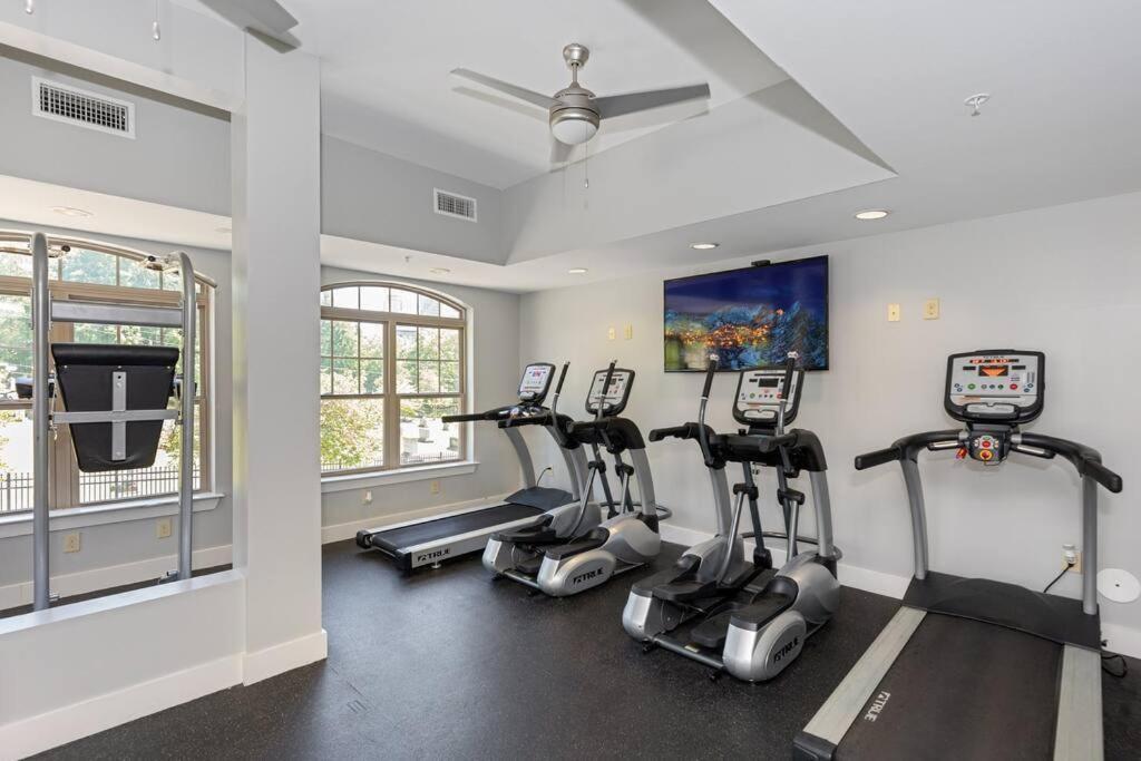 Uptown, Pool, Wine, Restaurants, Bofa Stadium_307 Apartamento Charlotte